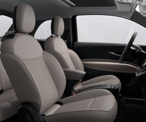 FIAT 500E Hatchback 42 kWh
